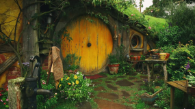 "Moje miasto, mój dom": para, która marzy o domku hobbita